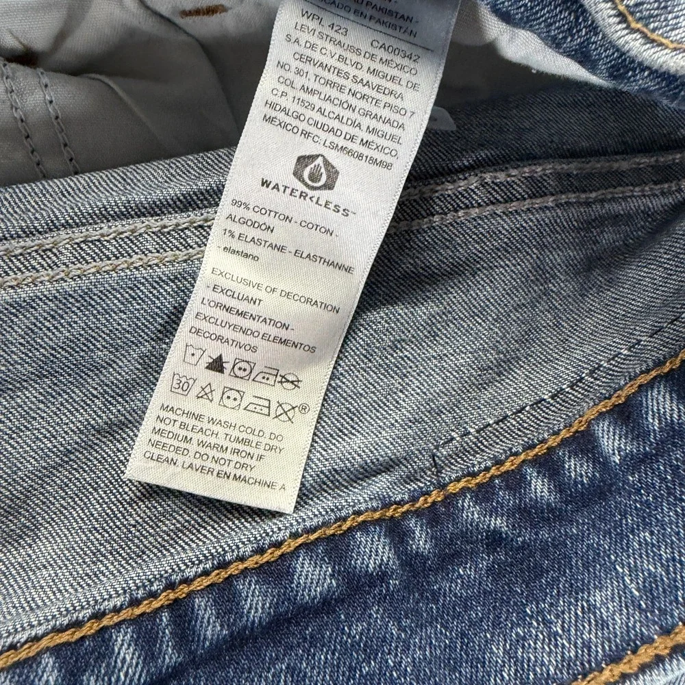 Signature by Levi's Jeans Mens 38x30 Blue Denim Straight Leg Faded Loose Stretch